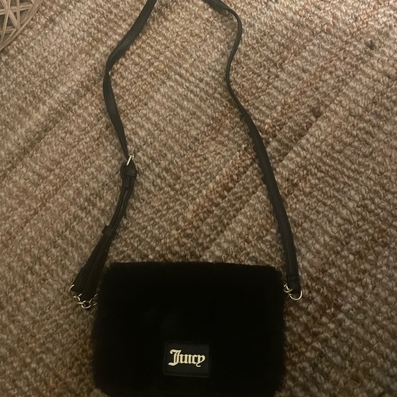 Juicy Couture Crossbidy - Picture 5 of 5